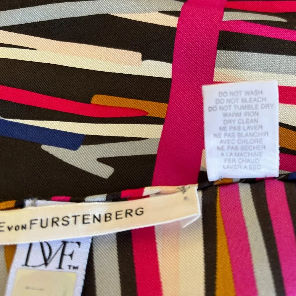 DIANE VON FURSTENBERG DVF LARGE SILK SCARF. BEAUTIFUL MULTICOLOR SCARF - GREAT! - Picture 10 of 10
